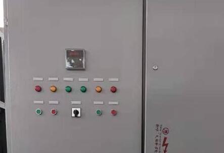 在開關(guān)柜運(yùn)行時(shí)，要注意哪些點(diǎn)呢？